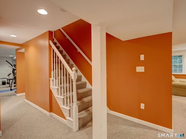 49 Beverly Drive, Avon, CT 06001