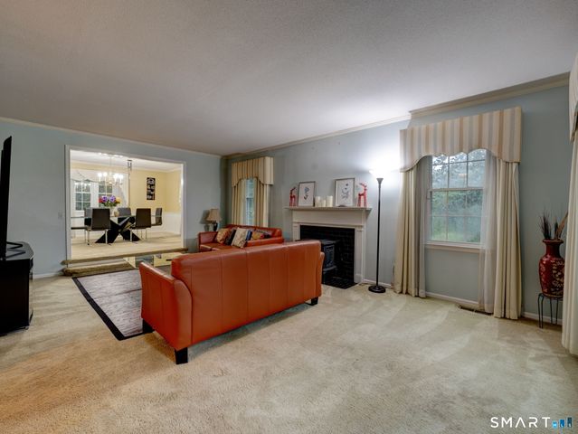 49 Beverly Drive, Avon, CT 06001