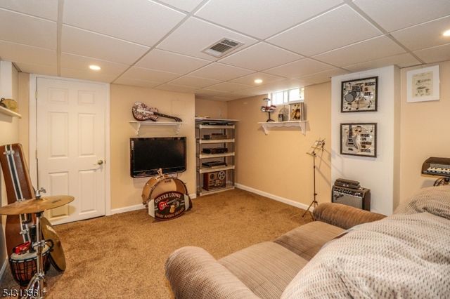 94 Hayes Ave, Clark Twp., NJ 07066