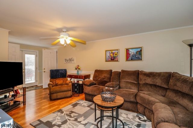 94 Hayes Ave, Clark Twp., NJ 07066