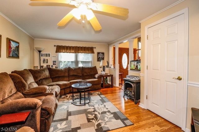 94 Hayes Ave, Clark Twp., NJ 07066