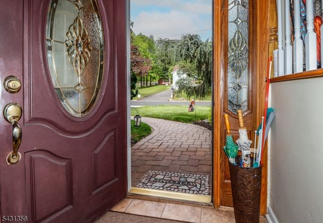94 Hayes Ave, Clark Twp., NJ 07066