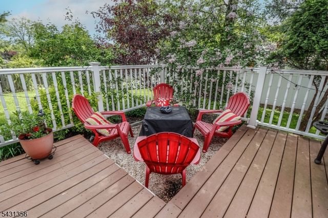 94 Hayes Ave, Clark Twp., NJ 07066