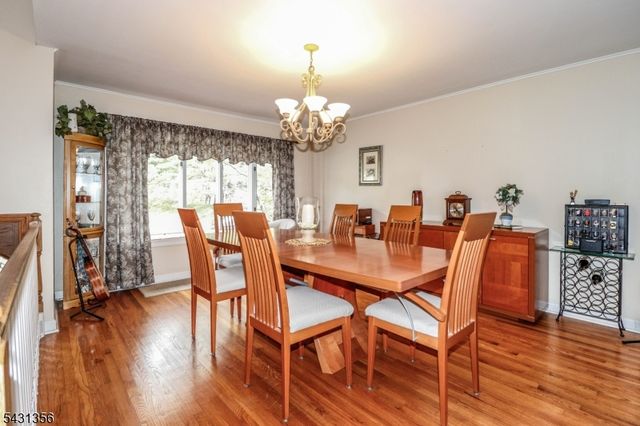 94 Hayes Ave, Clark Twp., NJ 07066