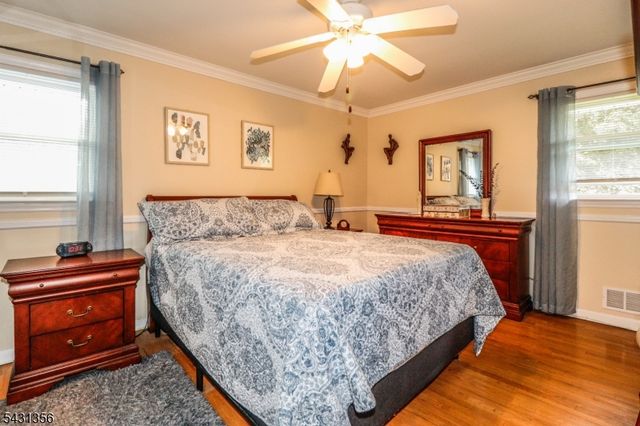 94 Hayes Ave, Clark Twp., NJ 07066