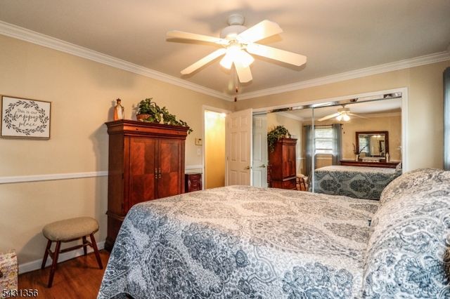 94 Hayes Ave, Clark Twp., NJ 07066