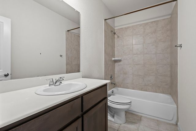 2911 Winchester Avenue, Melissa, TX 75454