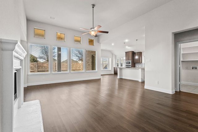 2911 Winchester Avenue, Melissa, TX 75454