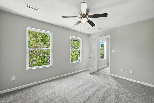 1085 Hugo ST, Norfolk, VA 23513