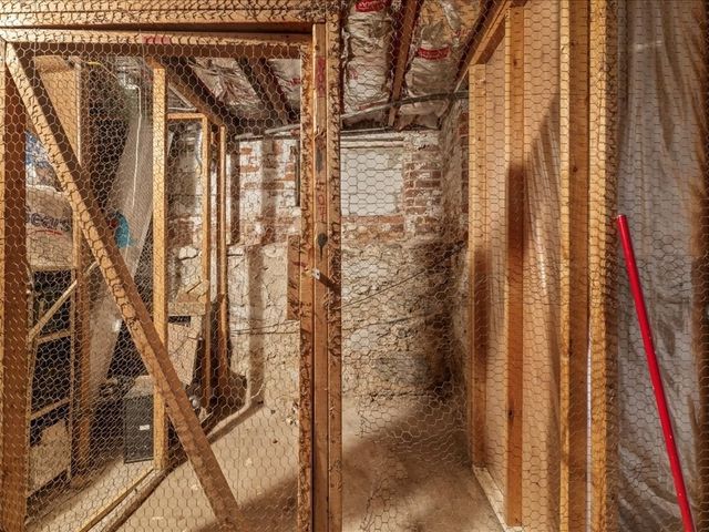 1 Cypress Rd 107, Boston, MA 02135