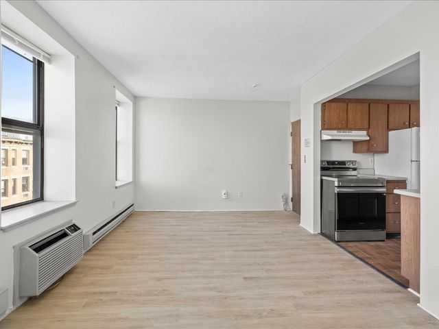 1 Cypress Rd 107, Boston, MA 02135