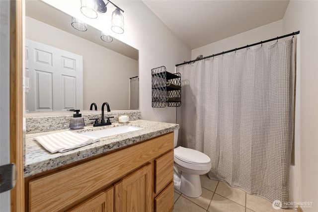 235 E Heights Place N, Belfair, WA 98528