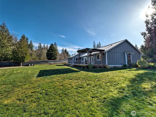 235 E Heights Place N, Belfair, WA 98528