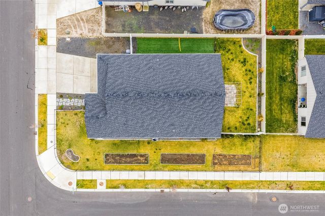 4210 Cove West, Moses Lake, WA 98837