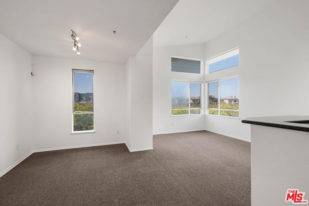 6400 Crescent Parkway 424, Playa Vista, CA 90094