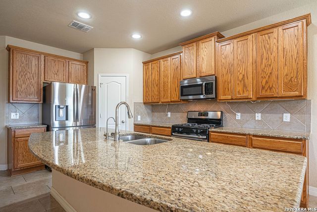 2863 Vista, New Braunfels, TX 78130