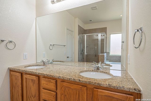 2863 Vista, New Braunfels, TX 78130