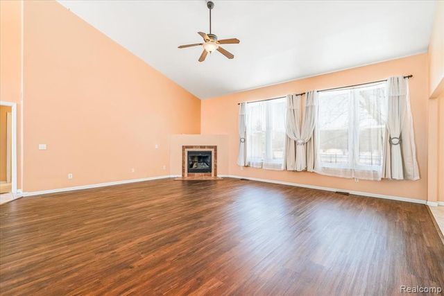 25889 Maple Drive, Taylor, MI 48180