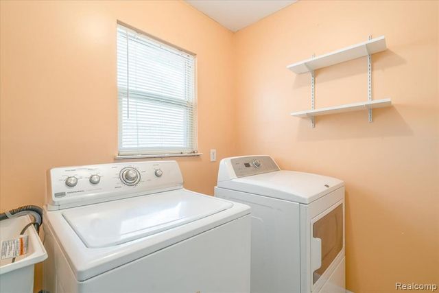 25889 Maple Drive, Taylor, MI 48180