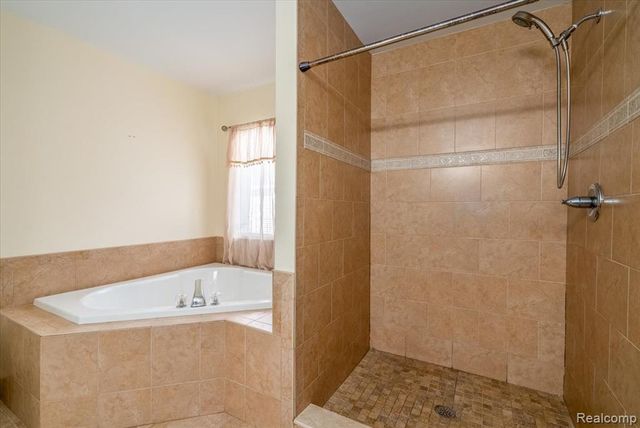 25889 Maple Drive, Taylor, MI 48180