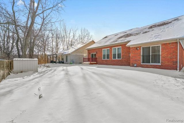 25889 Maple Drive, Taylor, MI 48180