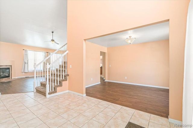 25889 Maple Drive, Taylor, MI 48180