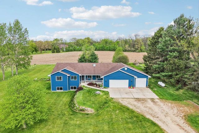 2620 County Highway W Road, Stoughton, WI 53589