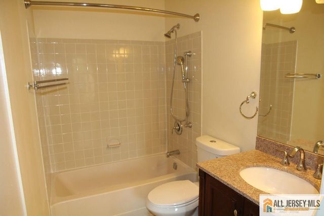 9006 Tamarron Drive, Plainsboro, NJ 08536