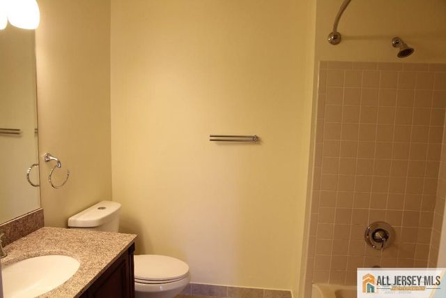 9006 Tamarron Drive, Plainsboro, NJ 08536