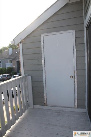 9006 Tamarron Drive, Plainsboro, NJ 08536