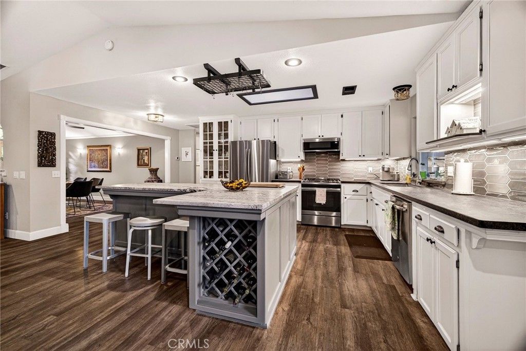 Image 4 of property listing at 1636 Oak Park, Chico, CA 95928