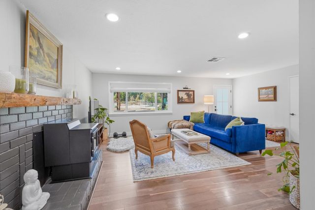 10761 Baker Downs, Penn Valley, CA 95946