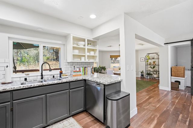 10761 Baker Downs, Penn Valley, CA 95946