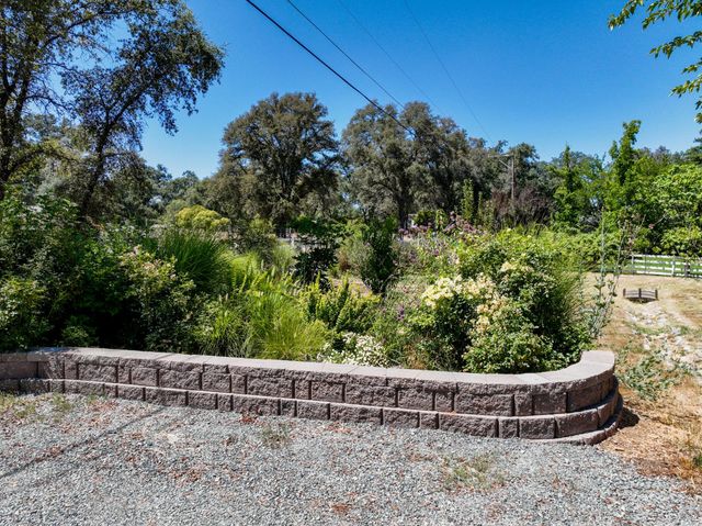 10761 Baker Downs, Penn Valley, CA 95946