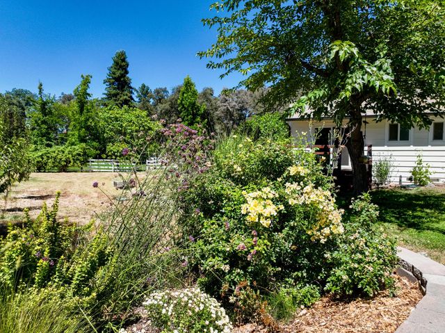 10761 Baker Downs, Penn Valley, CA 95946
