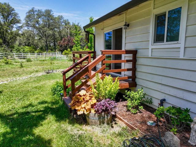 10761 Baker Downs, Penn Valley, CA 95946