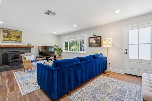10761 Baker Downs, Penn Valley, CA 95946