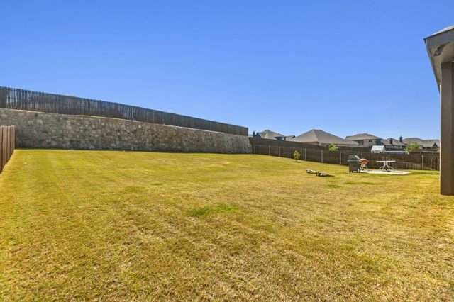 1030 Timber Ridge Drive, Justin, TX 76247