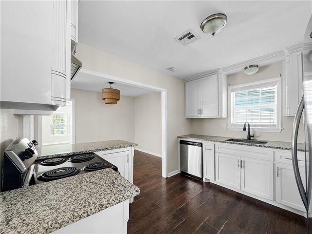 1034 McClendon St, Corpus Christi, TX 78404