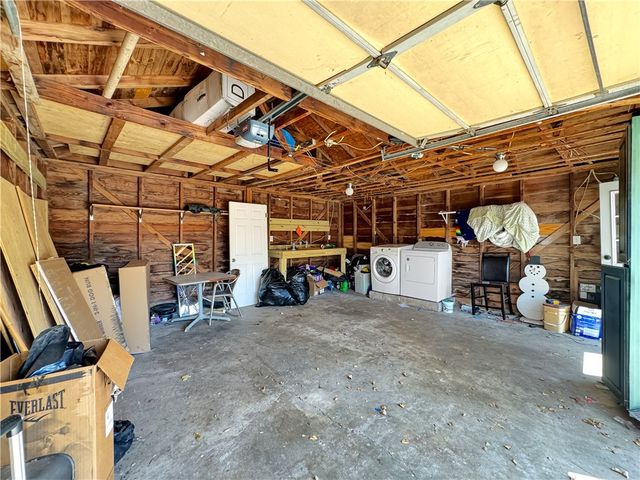 1034 McClendon St, Corpus Christi, TX 78404