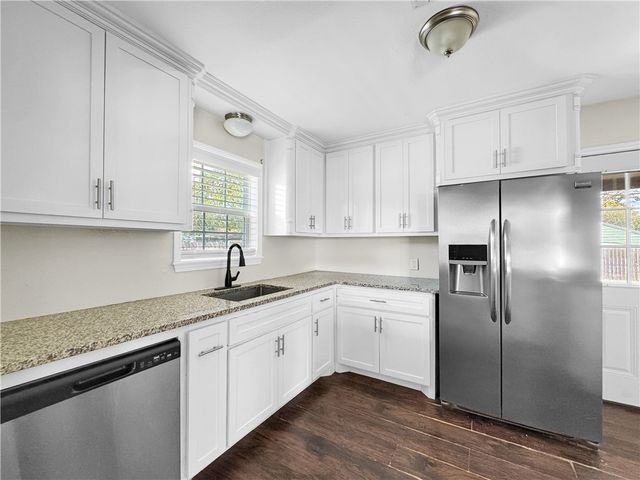 1034 McClendon St, Corpus Christi, TX 78404