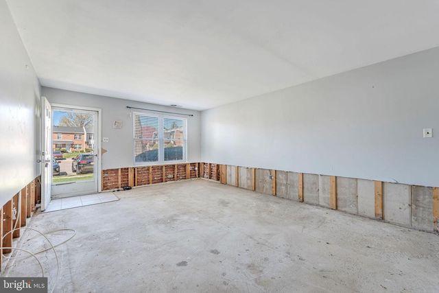 2040 HARBOUR DR, Palmyra, NJ 08065