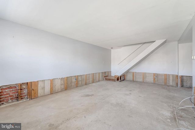 2040 HARBOUR DR, Palmyra, NJ 08065