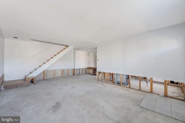 2040 HARBOUR DR, Palmyra, NJ 08065