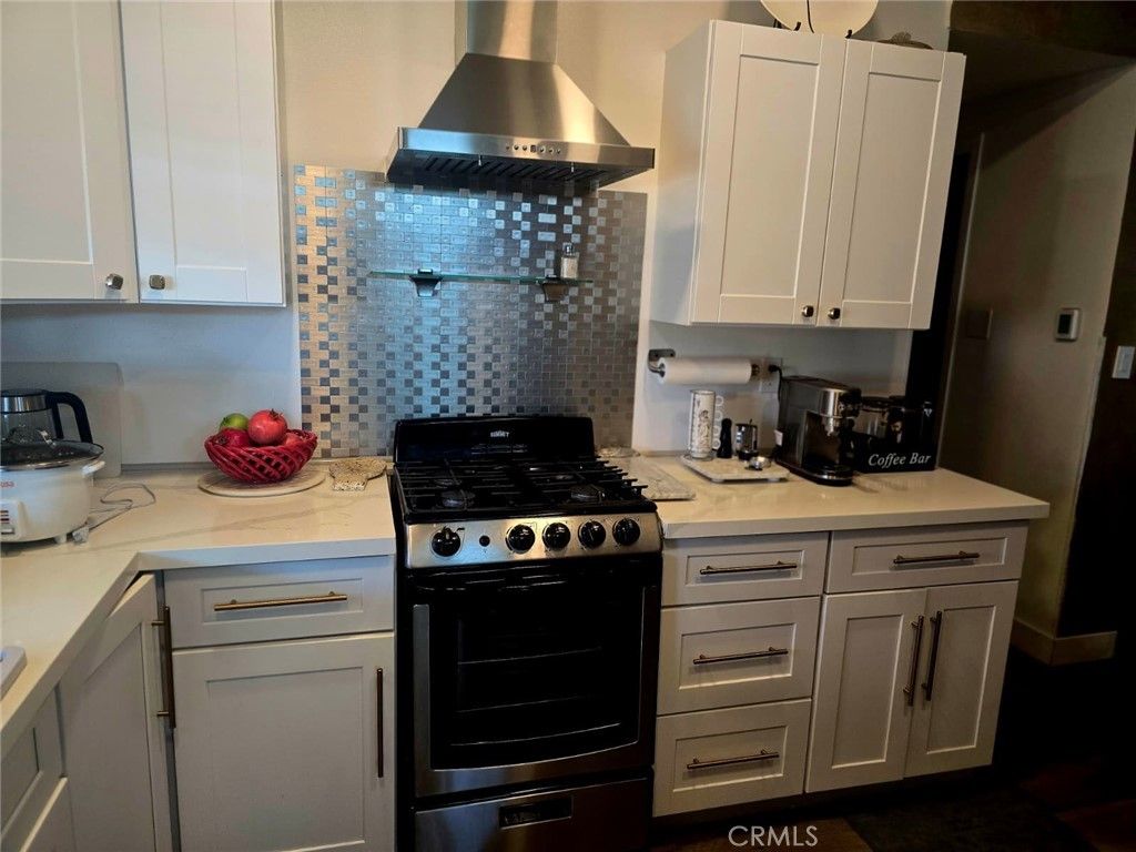 Image 12 of property listing at 15621 Beach blvd 28, Westminster, CA 92683