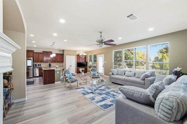 1133 Spanish Moss Drive, Savannah, TX 76227