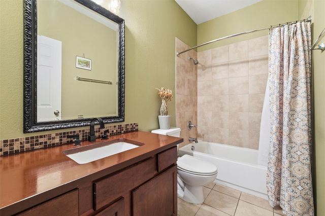 1133 Spanish Moss Drive, Savannah, TX 76227