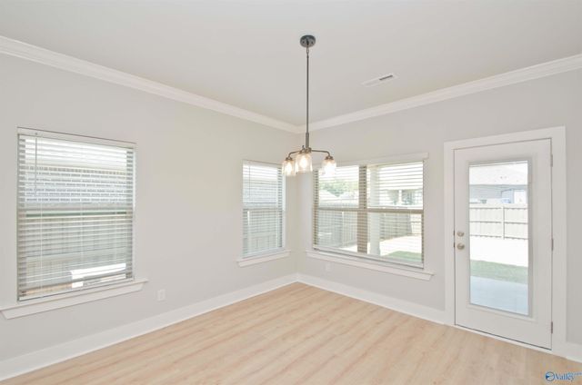 21779 Natures Cove Drive, Athens, AL 35613