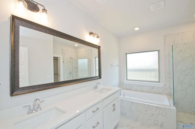 21779 Natures Cove Drive, Athens, AL 35613