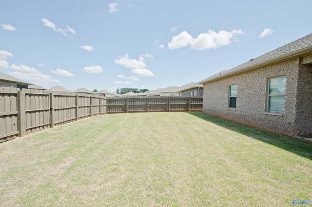 21779 Natures Cove Drive, Athens, AL 35613
